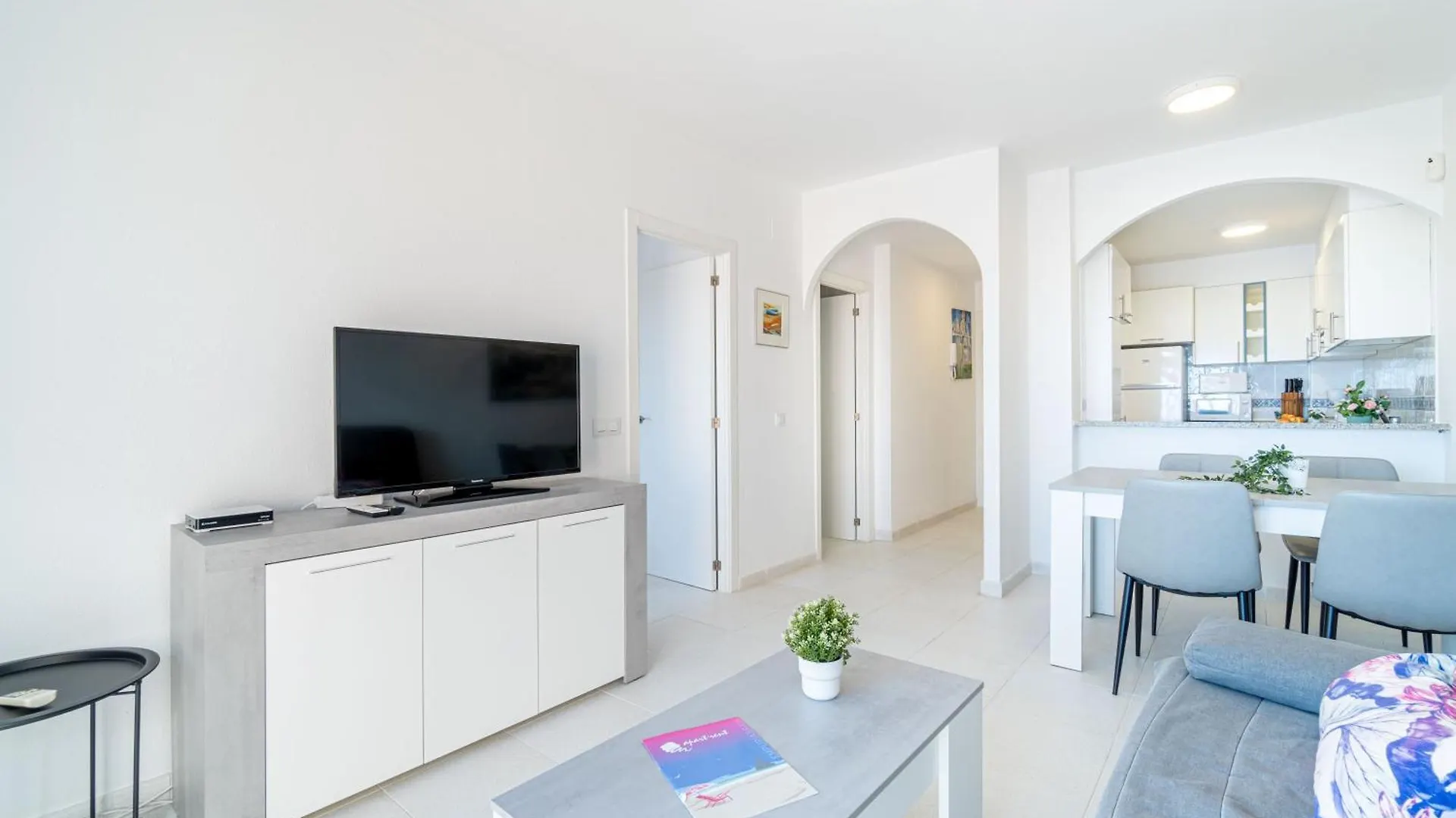 Apart-Rent Apartment Marenostrum 0097 إمبوريابرافا